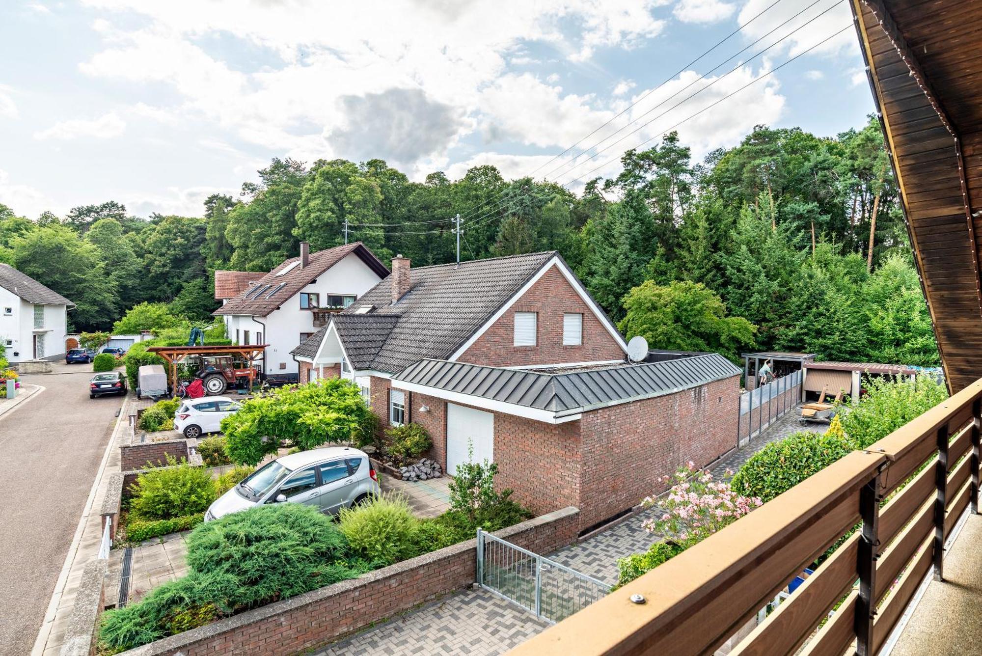 Haus Guenter Und Valeria Gossersweiler-Stein Exterior foto